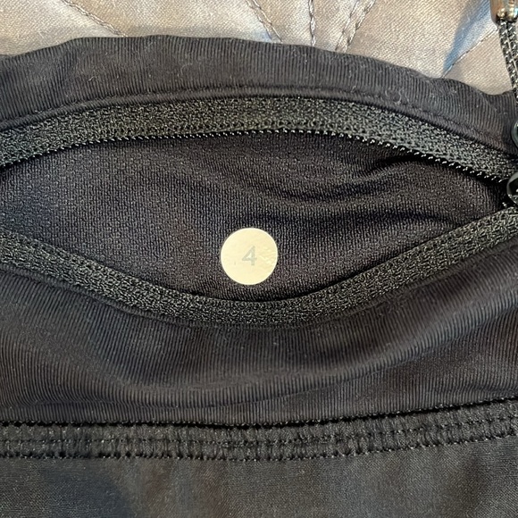 Lululemon Speed Shorts - Picture 3 of 4